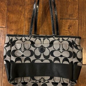 Coach Gray & Black Signature Stripe Tote Bag Pre Owned